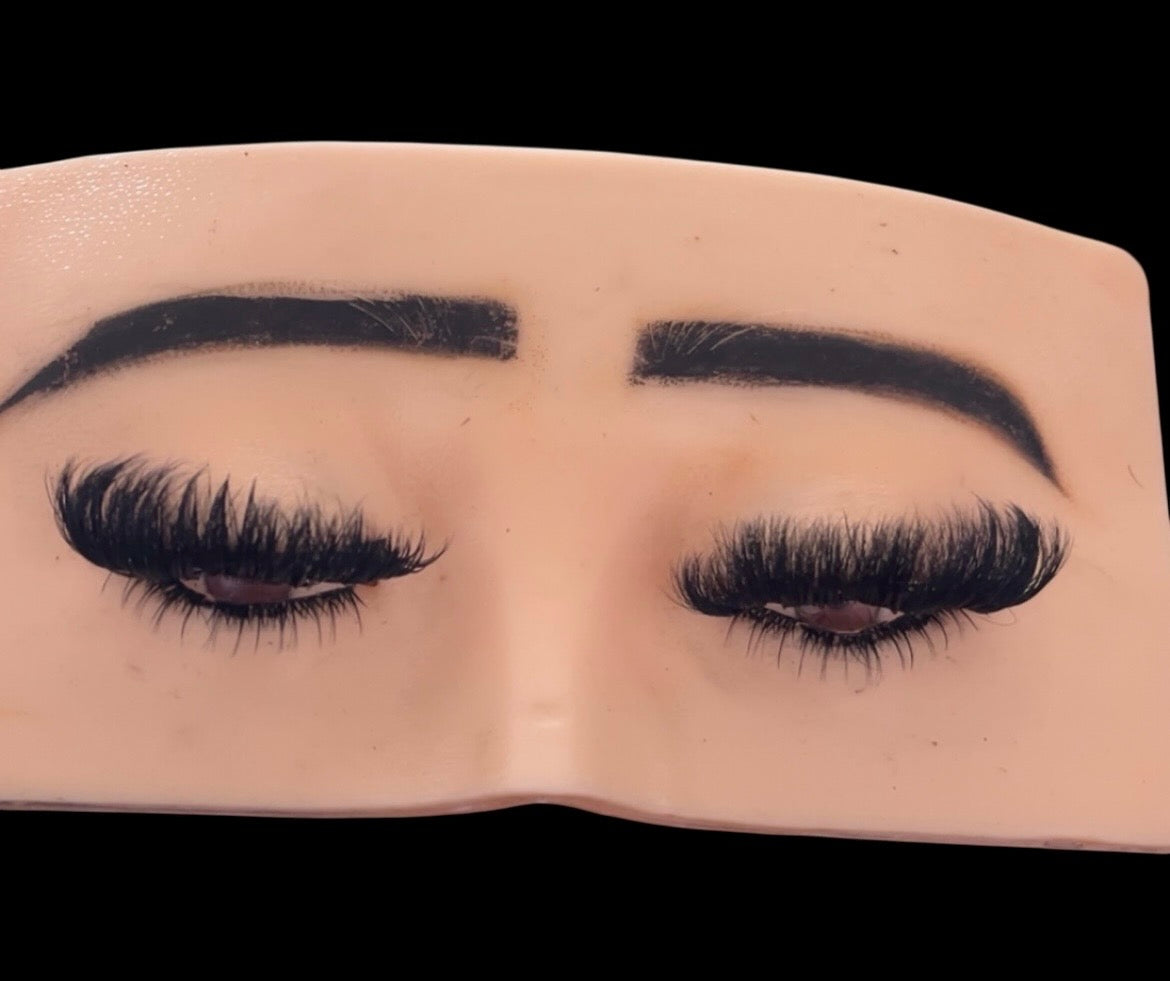 Butter Cup (Lash Cluster)